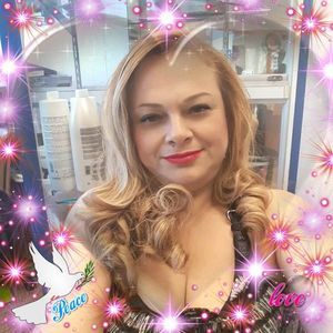 Meet your Posher, Isabel